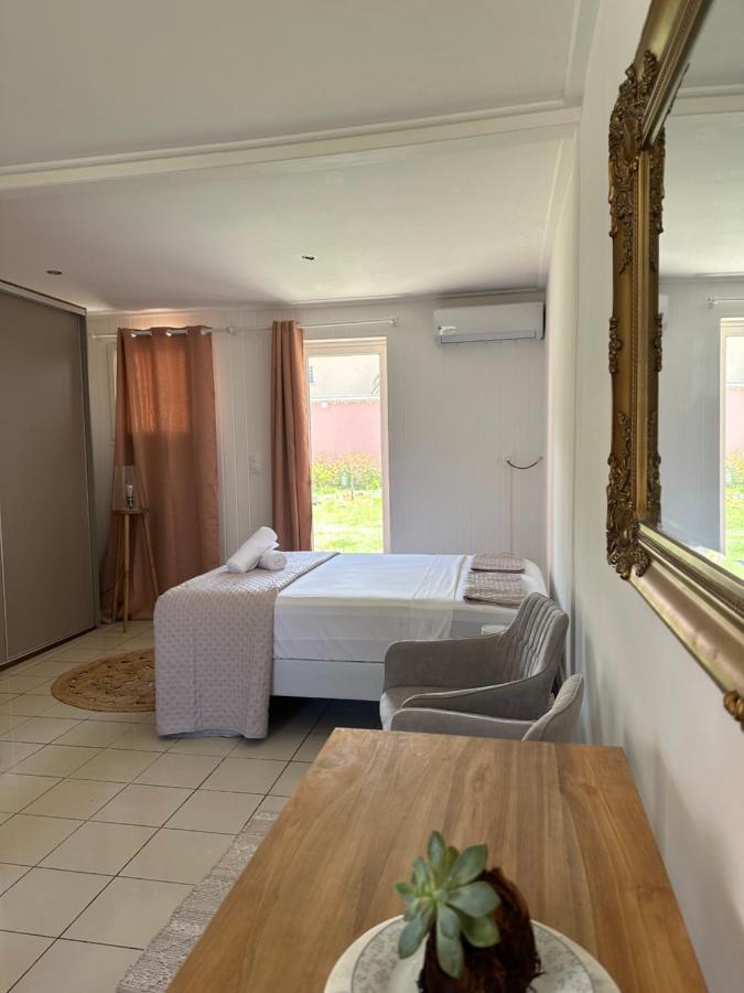 Suite By Villa Serena - Manapany Les Bains Saint-Joseph Bagian luar foto